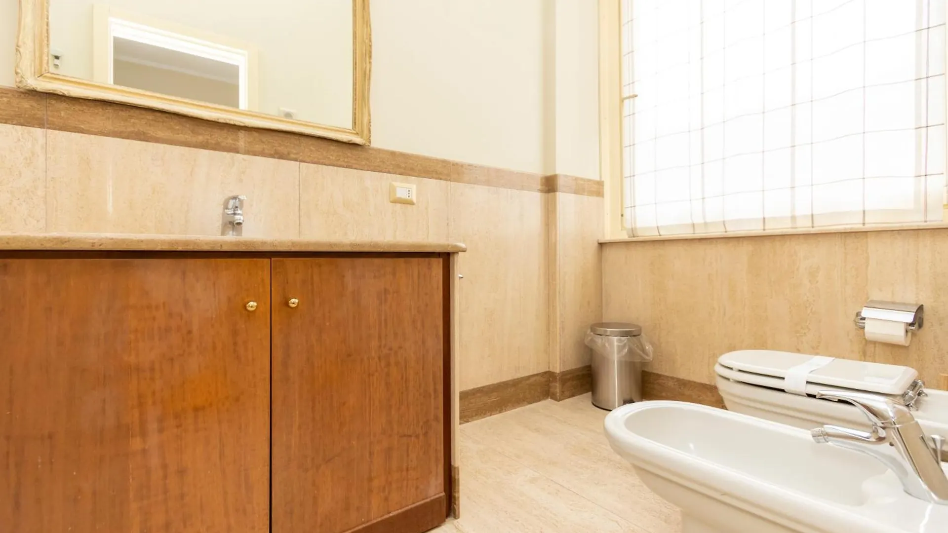 Exclusive Suite In Central Station - Duomo 5 In Minutes Milan