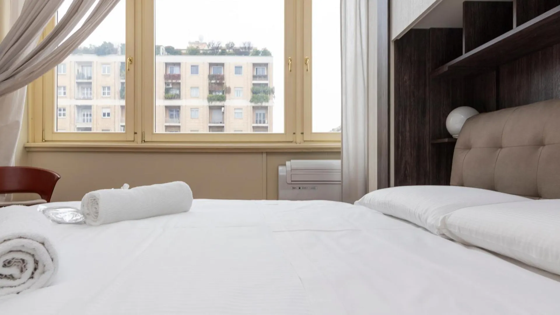 Exclusive Suite In Central Station - Duomo 5 In Minutes Milan