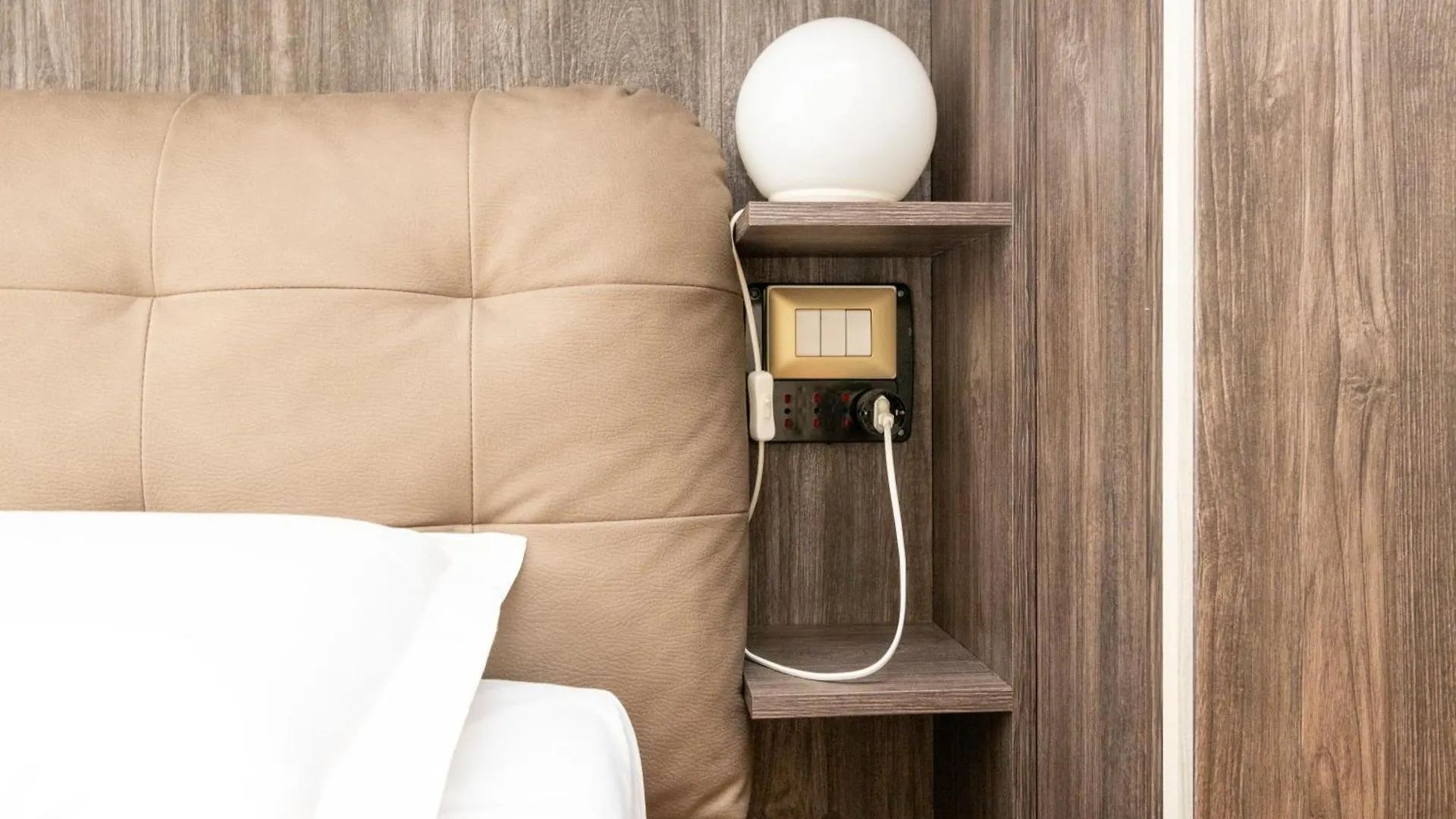 Exclusive Suite In Central Station - Duomo 5 In Minutes Milan Apartment