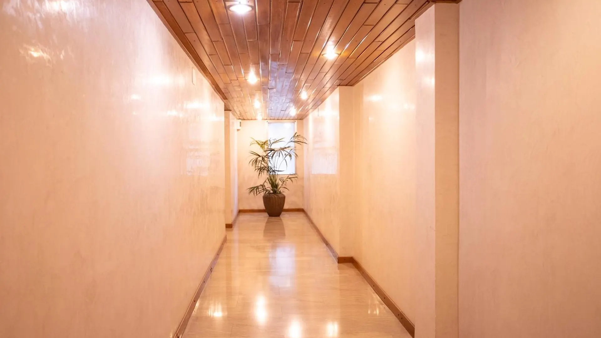 Exclusive Suite In Central Station - Duomo 5 In Minutes 밀라노 아파트