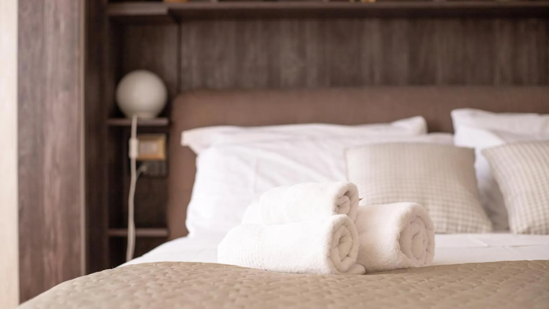 Exclusive Suite In Central Station - Duomo 5 In Minutes 米兰