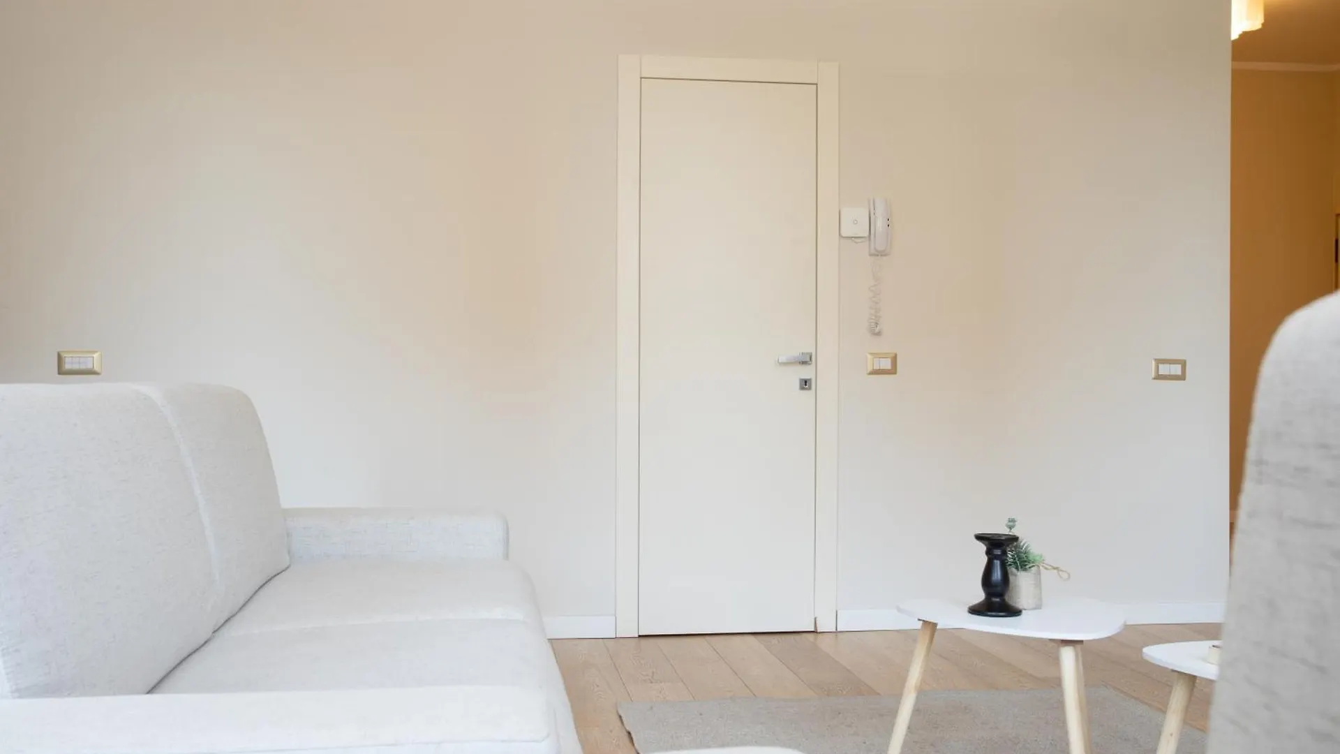 Exclusive Suite In Central Station - Duomo 5 In Minutes 米兰 公寓