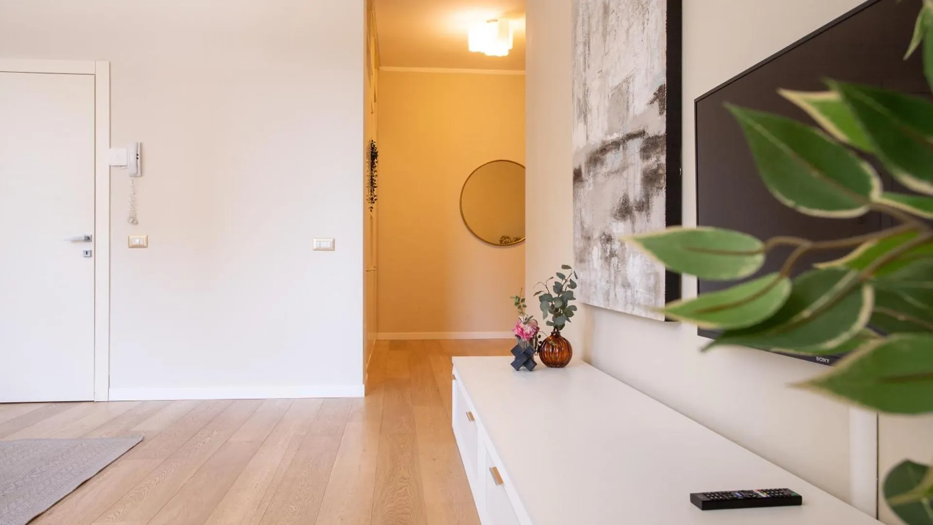 Exclusive Suite In Central Station - Duomo 5 In Minutes 밀라노