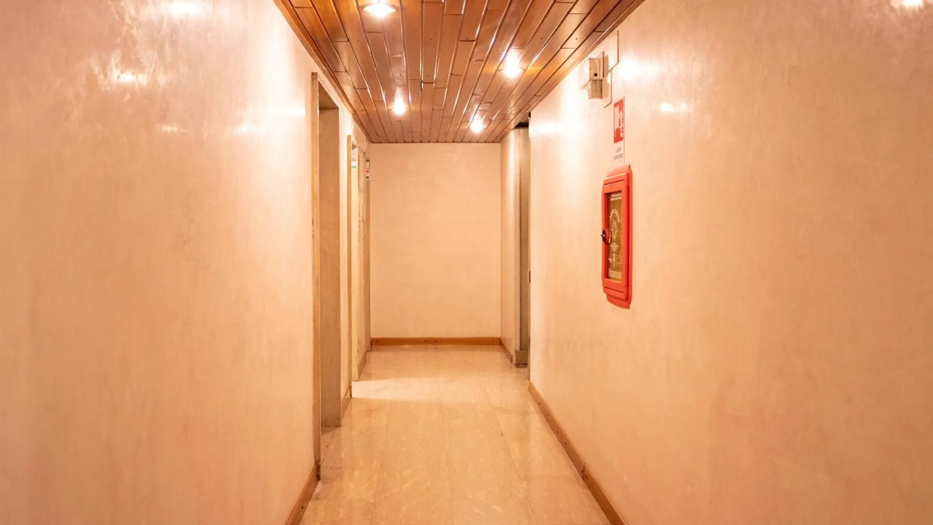 Exclusive Suite In Central Station - Duomo 5 In Minutes 米兰