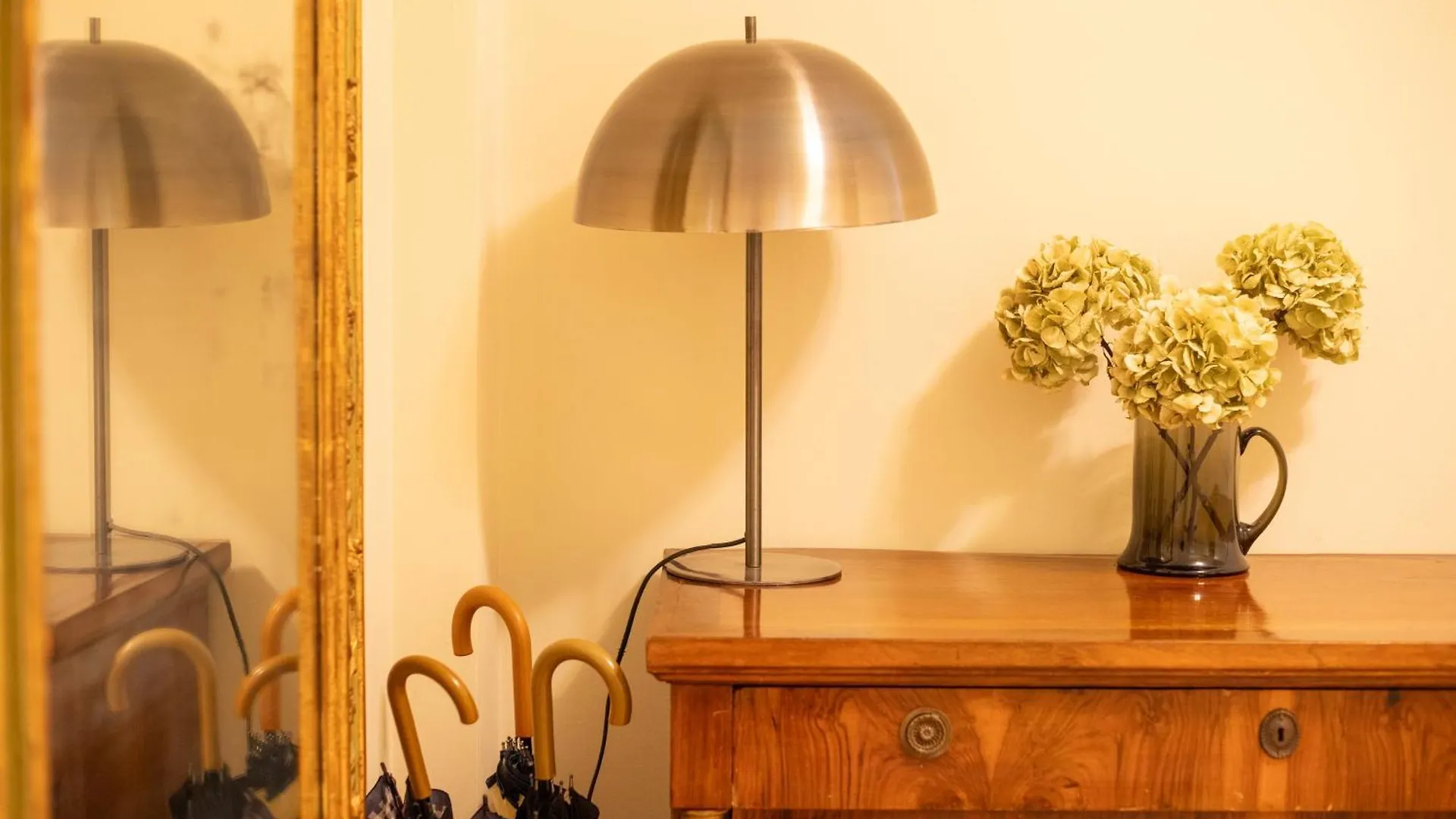 Exclusive Suite In Central Station - Duomo 5 In Minutes 米兰